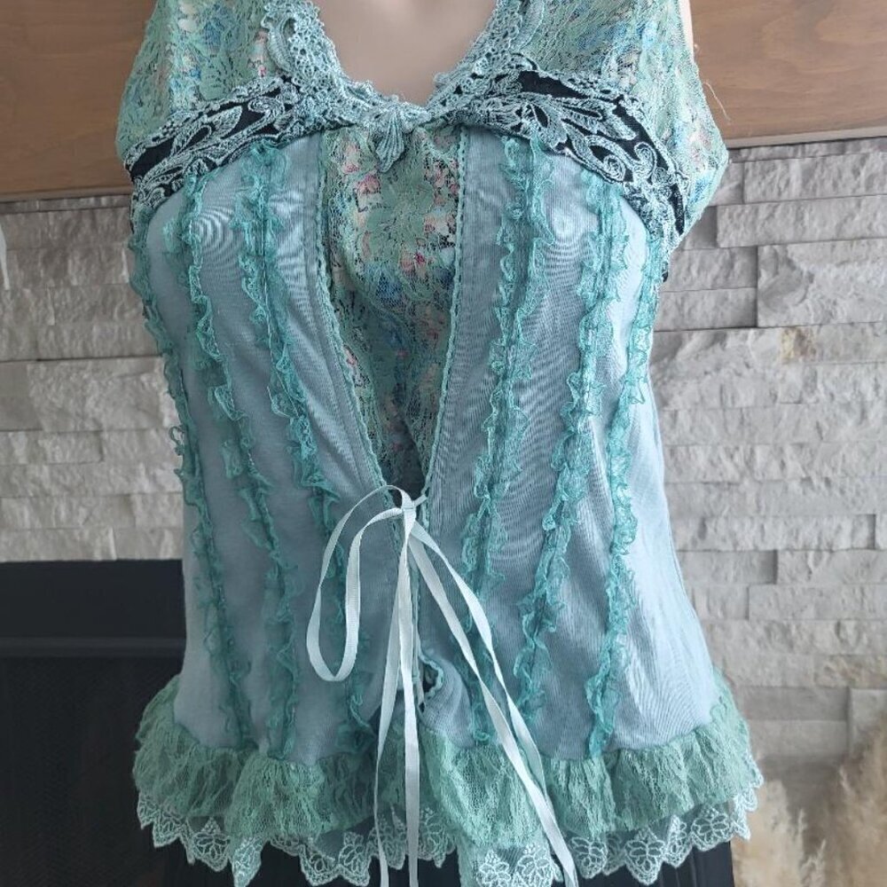 Vintage Style Top. Misplaced the tags.
